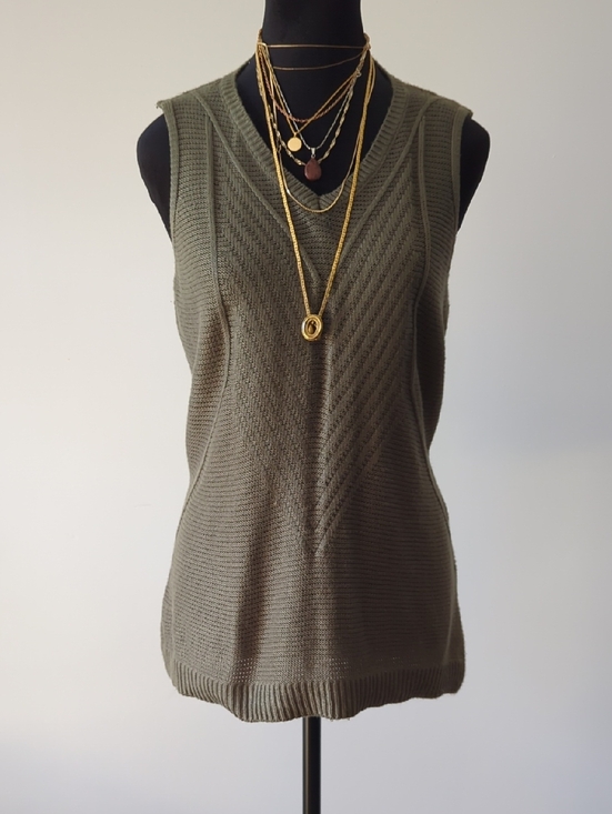 Chico's Tops - Sleeveless V-Neck Knit Tunic in Olive Green Size 2 Chico's